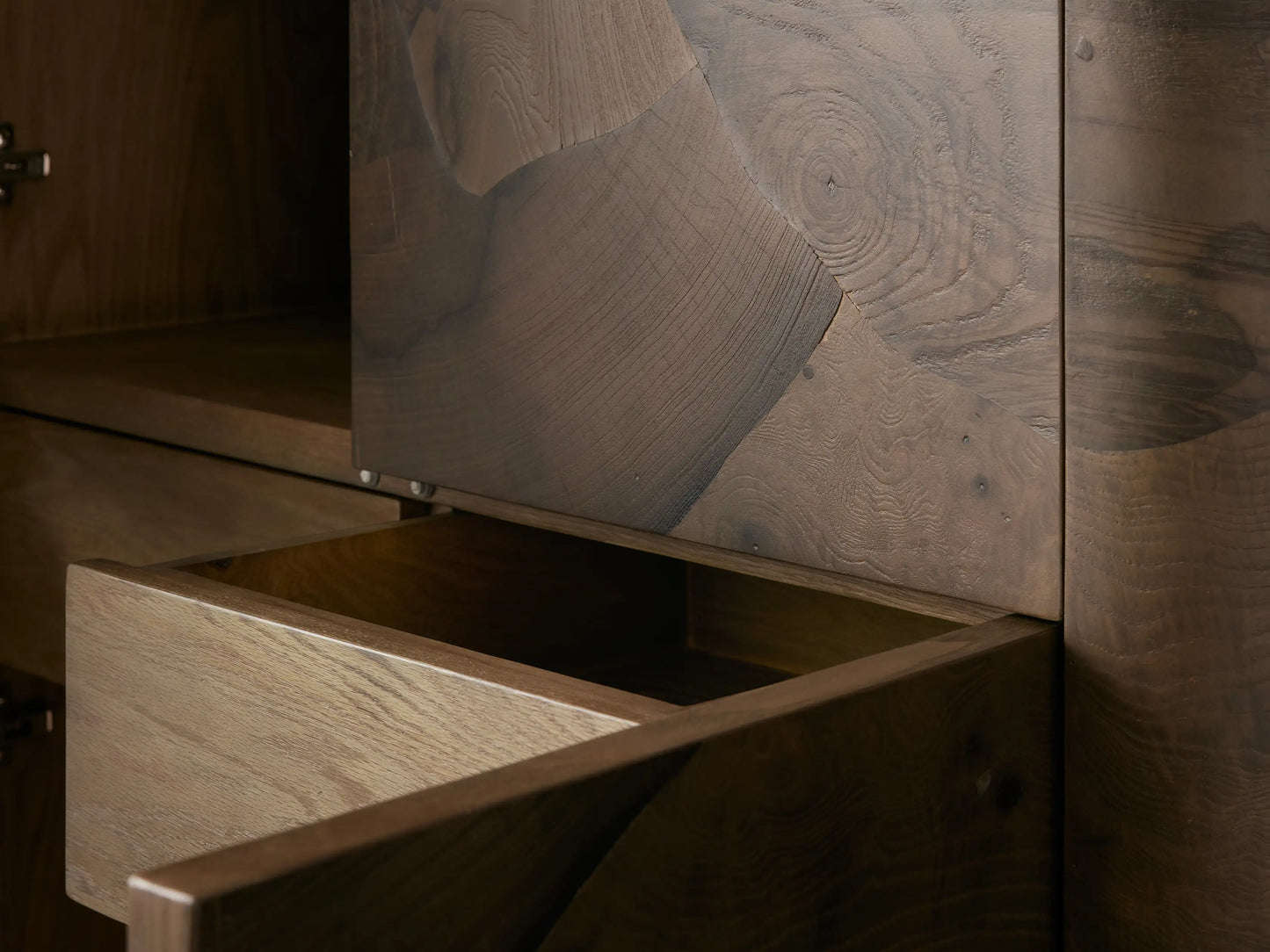 Tango Cabinet