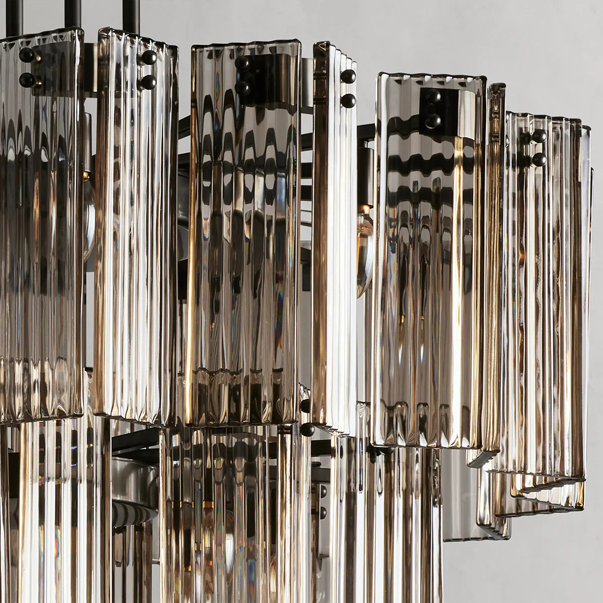 Art Glass Delsier Round Chandelier