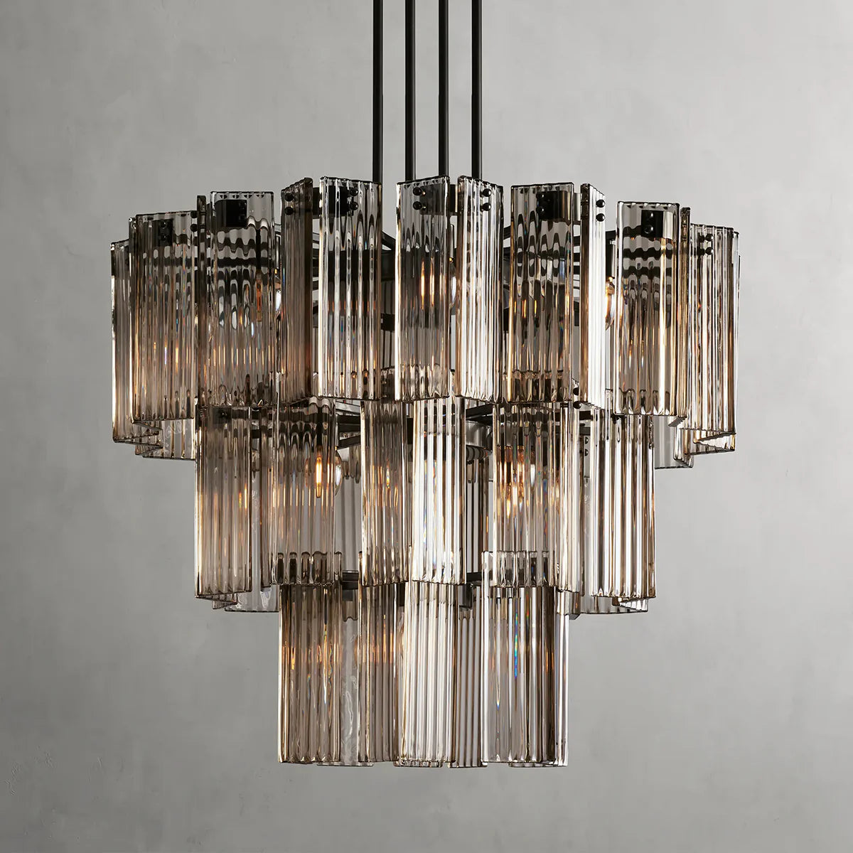 Art Glass Delsier Round Chandelier