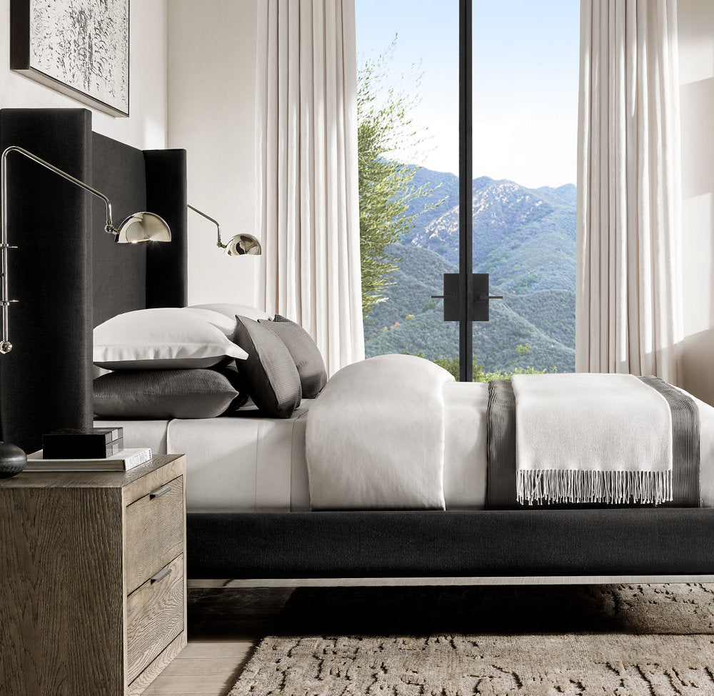 CONVESSI SWING-ARM SCONCE