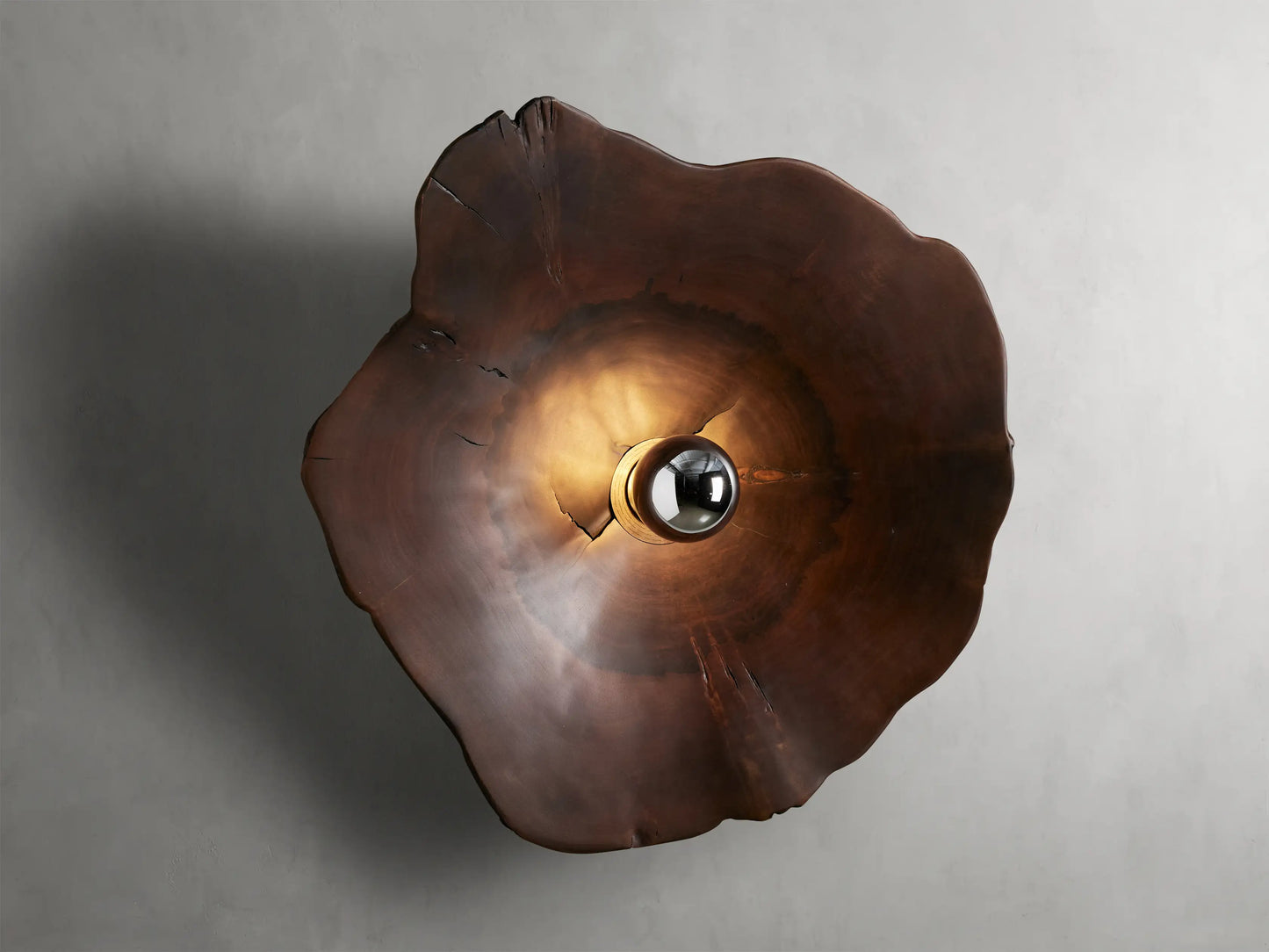 Arruga Sconce